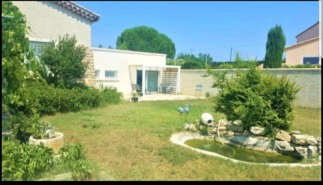 Suite Parentale Avec Petit Sejour Et Piscine Carpentras Exteriör bild